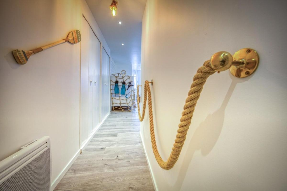 Апартаменты Le Rendezvous Au Bord Du Titanic Grenoblois Гренобль Экстерьер фото
